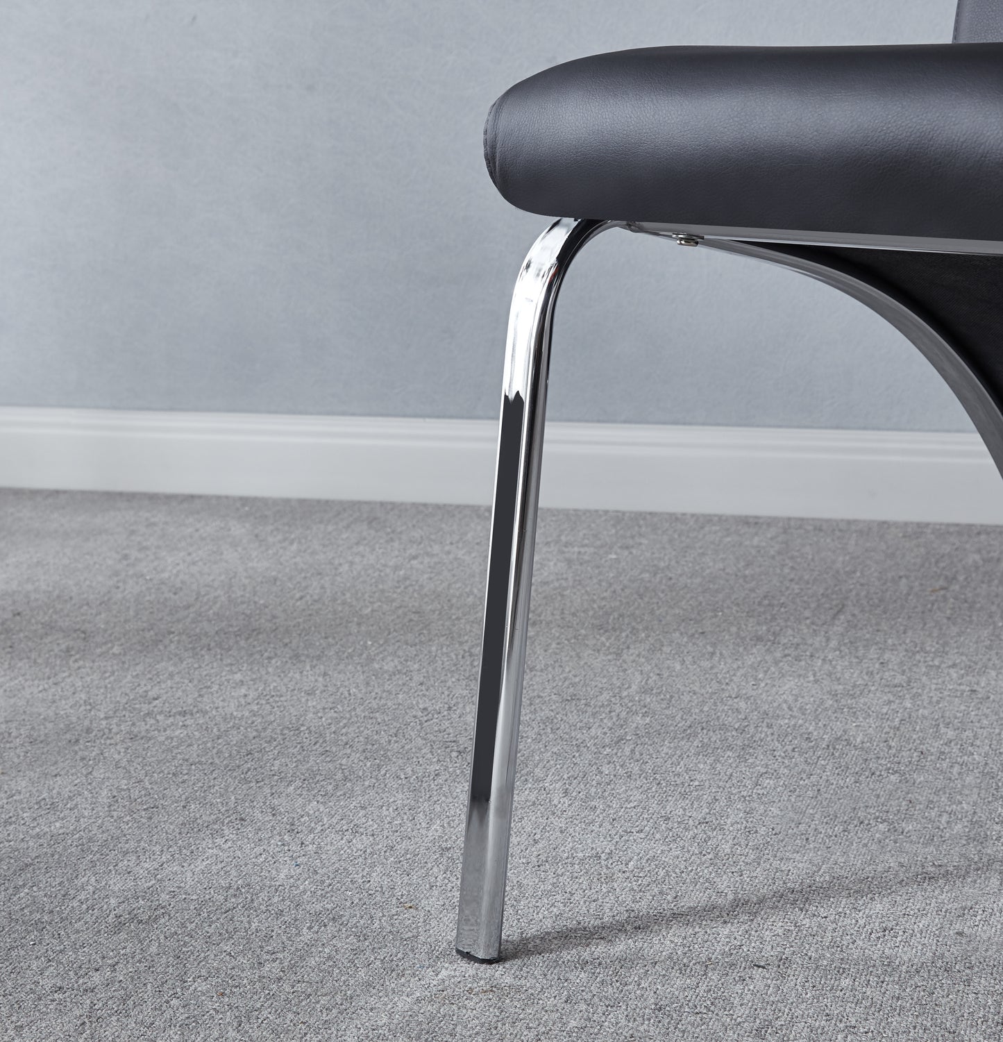 134 Set of 2 Leatherette Dining Chair