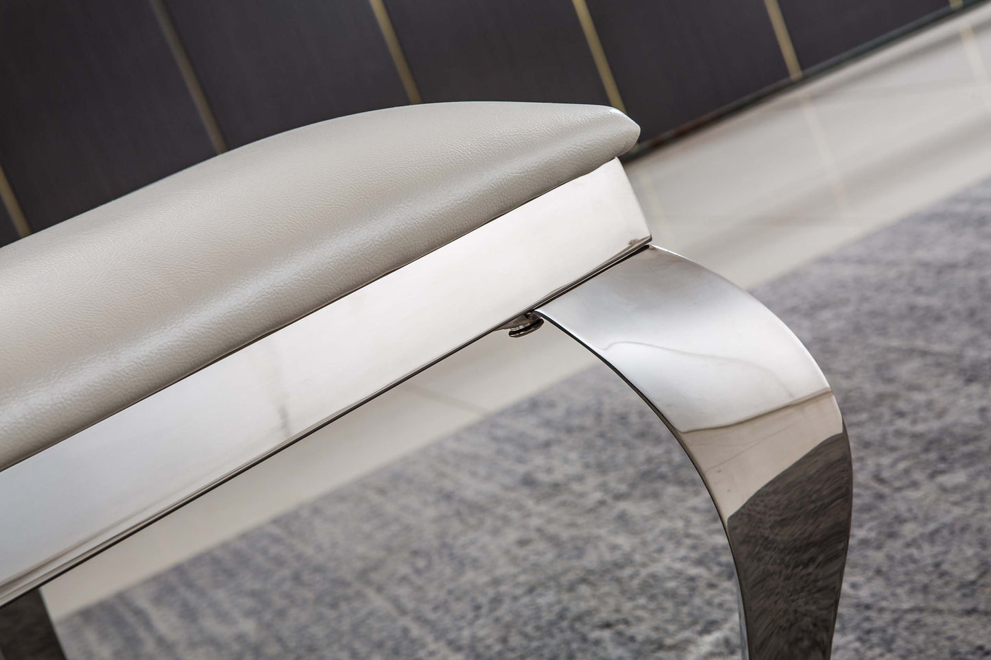 DCK68 Set of 2 Leatherette Dining Chair