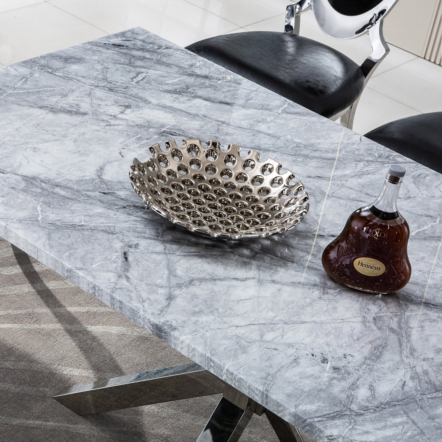 DT201 High-Quality Marble Top Dining Table with Gold/Silver Base